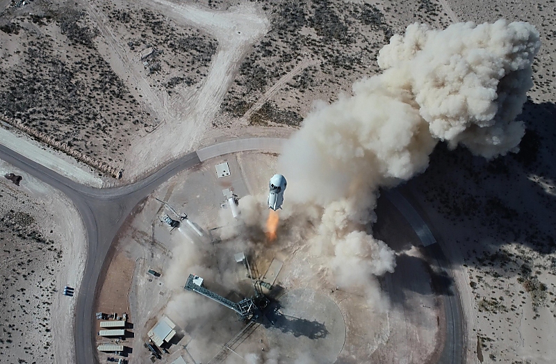 New Shepard NS-14 lifts off from Launch Site One in West Texas. (January 14, 2021) - image Blue Origin